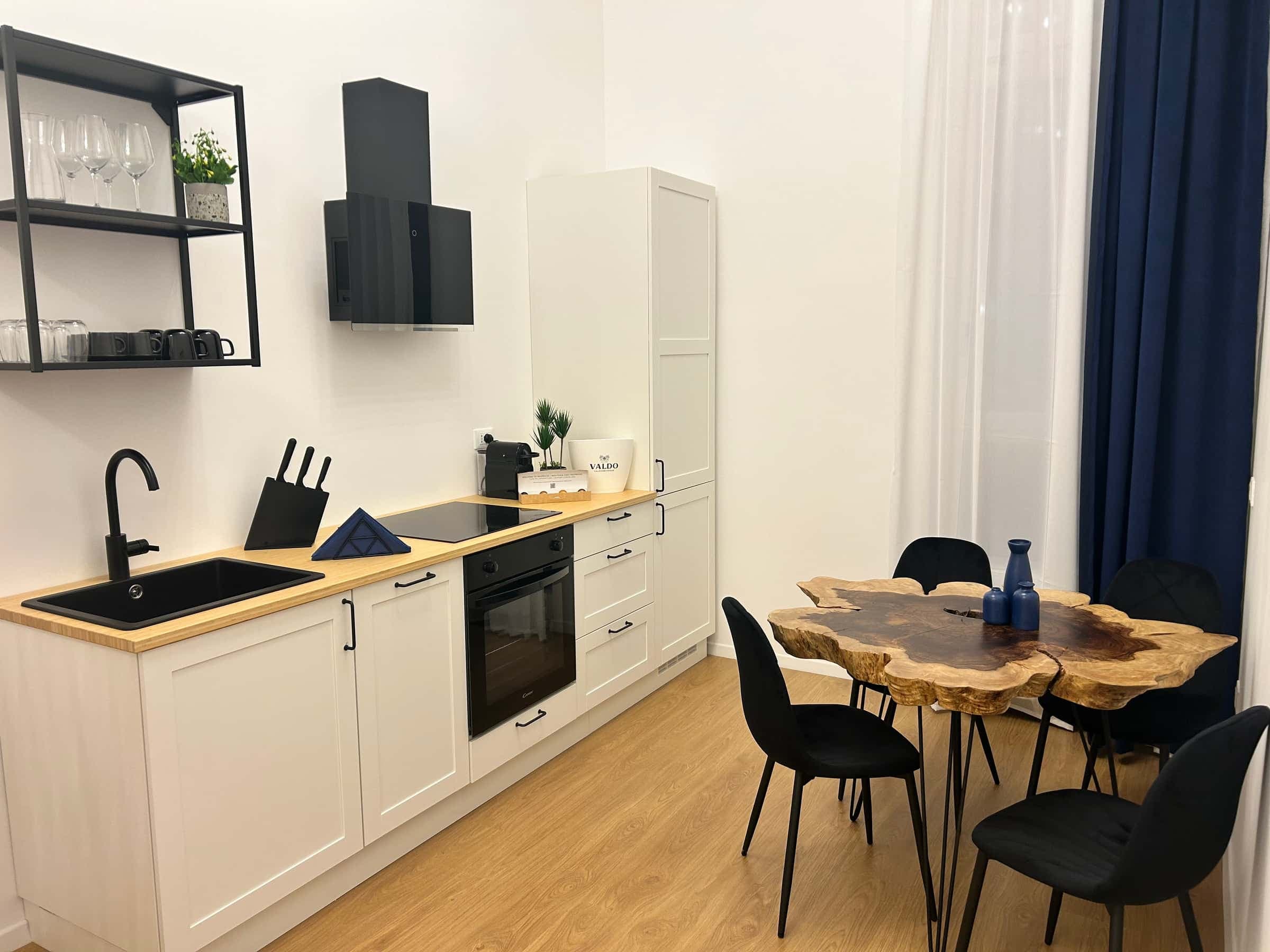 Apartment in Via Muzio Attendolo Detto Sforza, Milano for 50 m² with 1 bedrooms photo 1