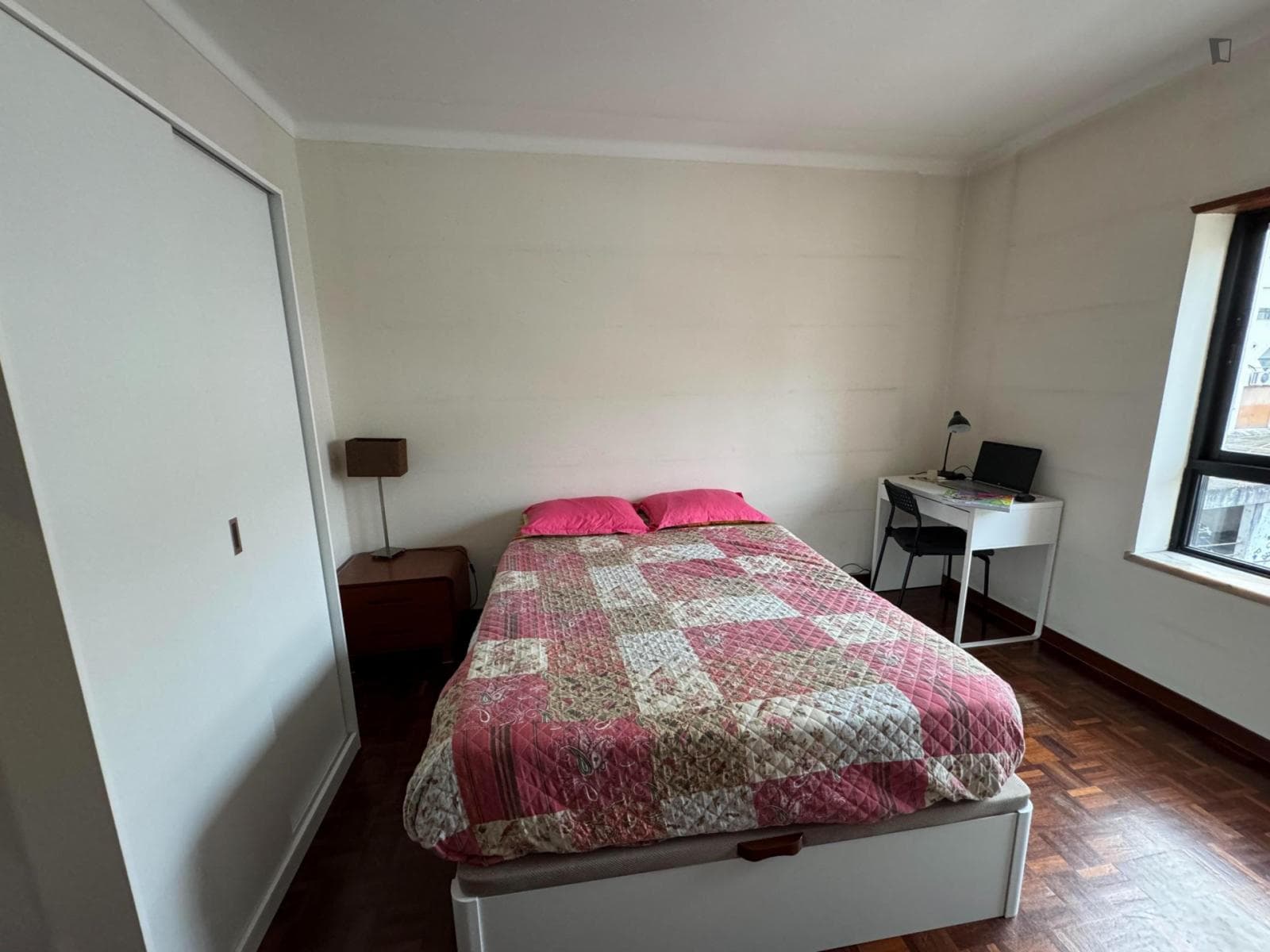Elegant Double Bedroom close to FMUC University photo 1