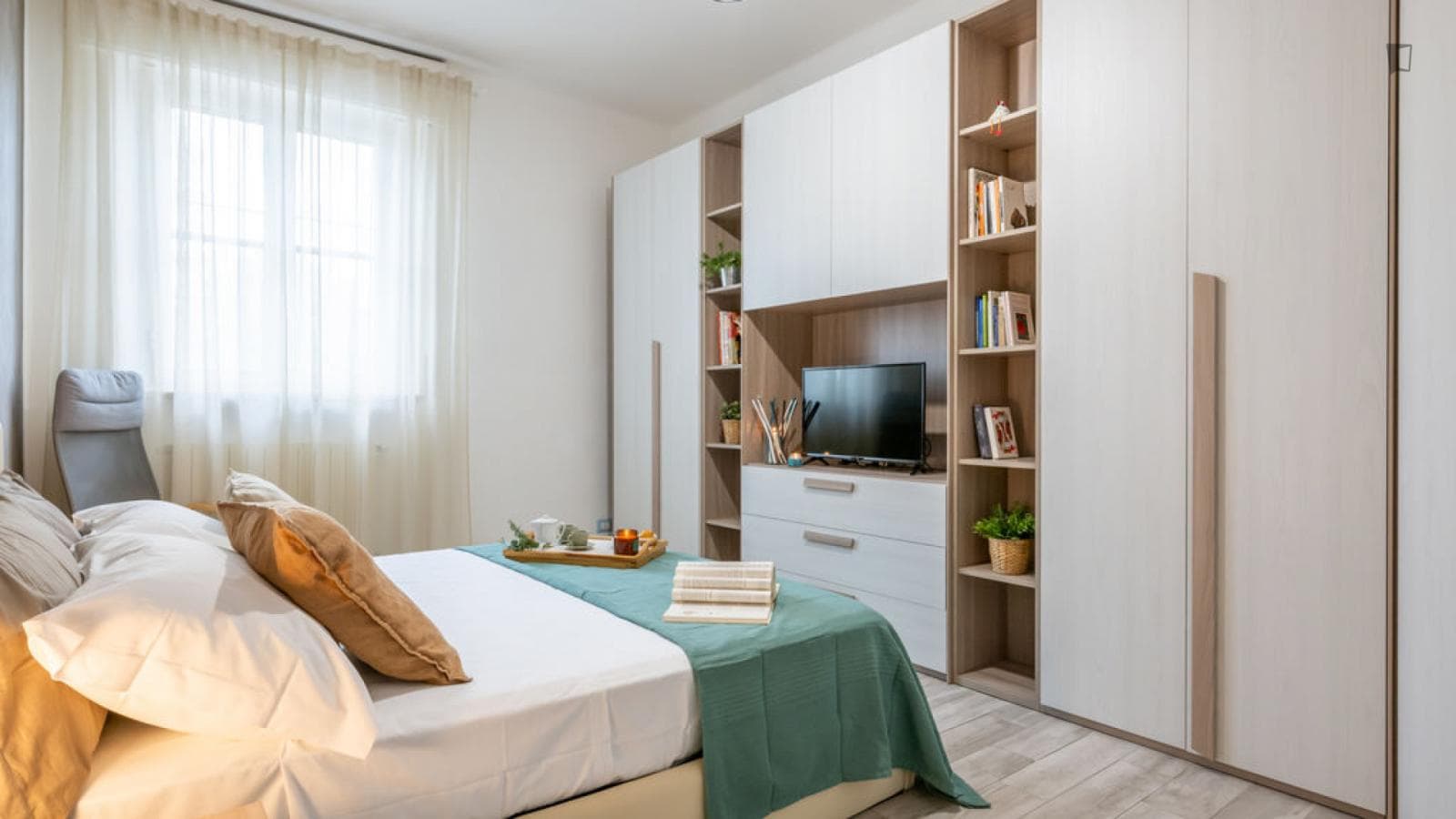 Property photo thumbnail