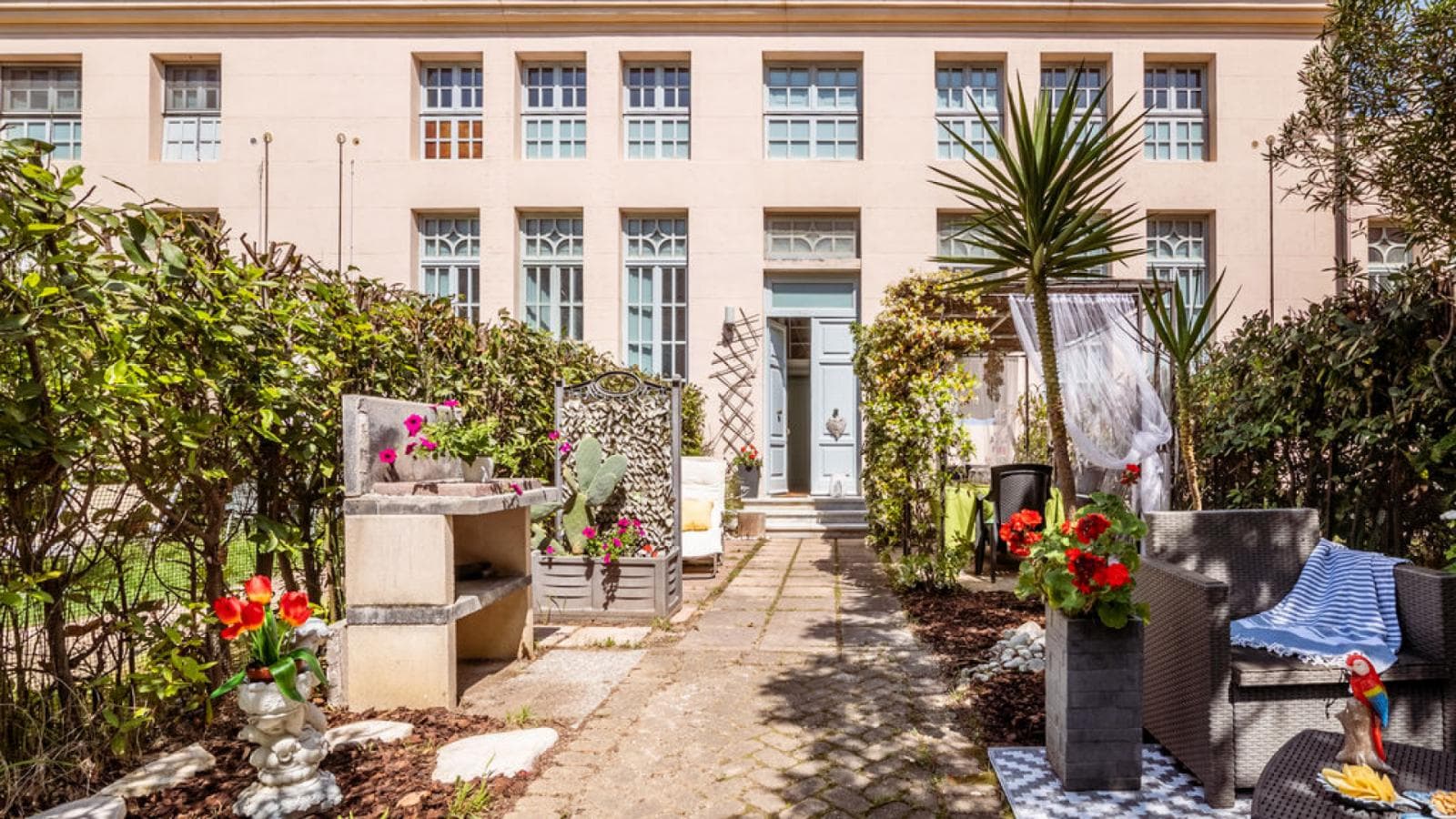 Property photo thumbnail