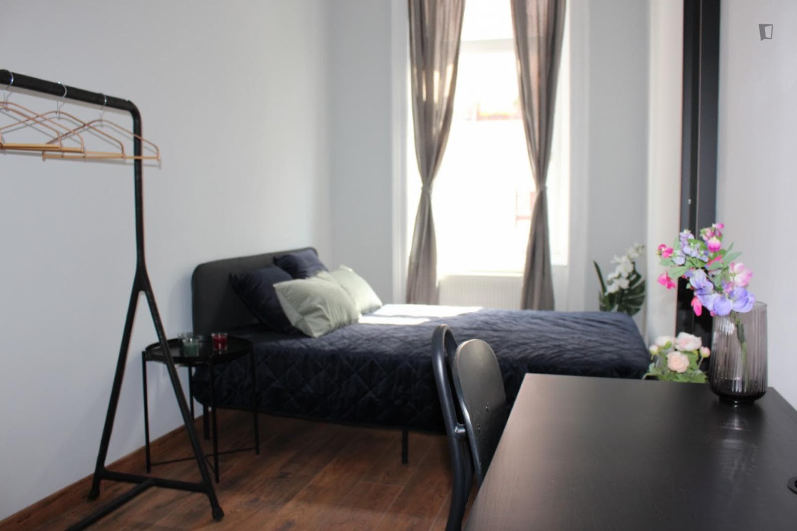 Cozy single bedroom in shared flat in the District VII area photo 1