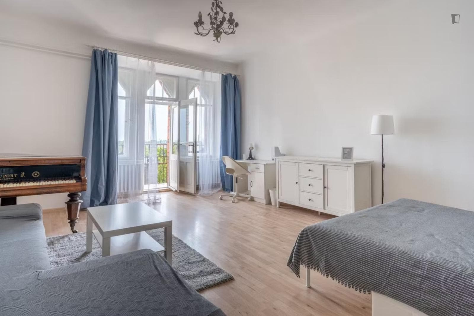 Property photo thumbnail