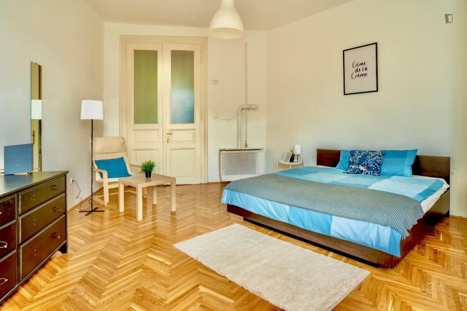Welcoming double bedroom in District VIII photo 1