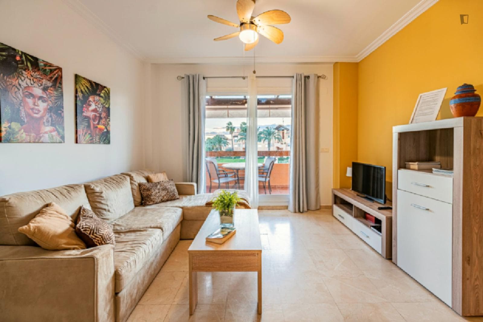 Irresistible 2 Bedroom Apartment with a Balcony close to las Piedras de la Paloma Beach photo 1