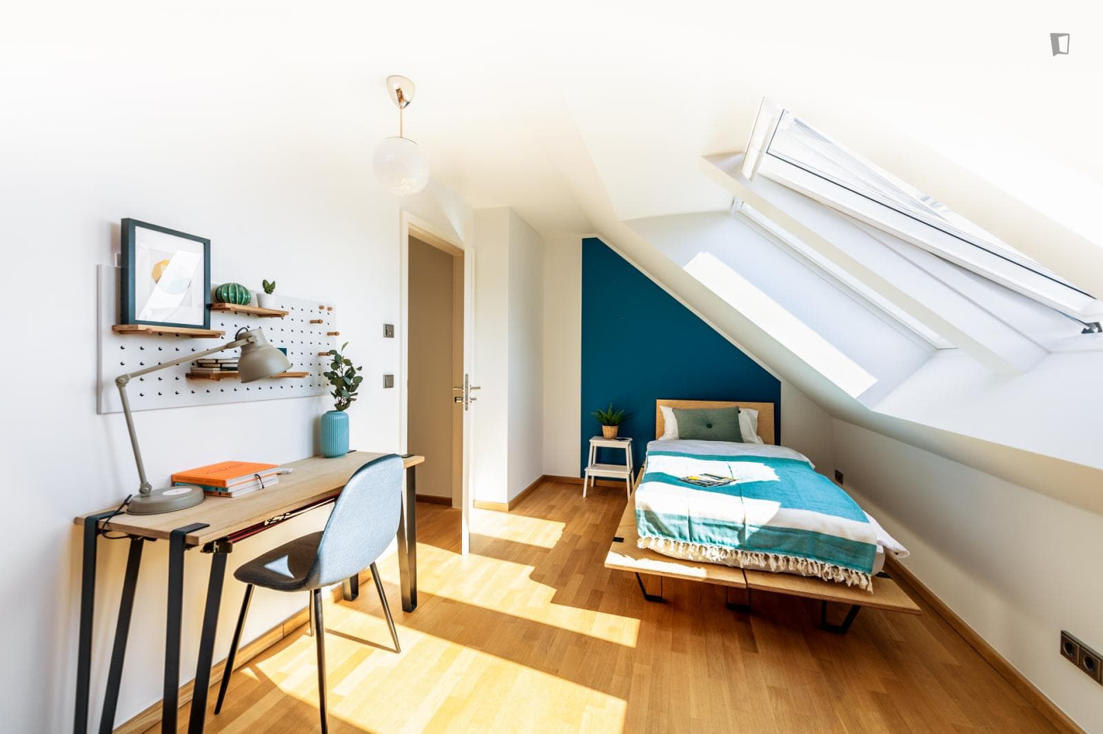 Property photo thumbnail