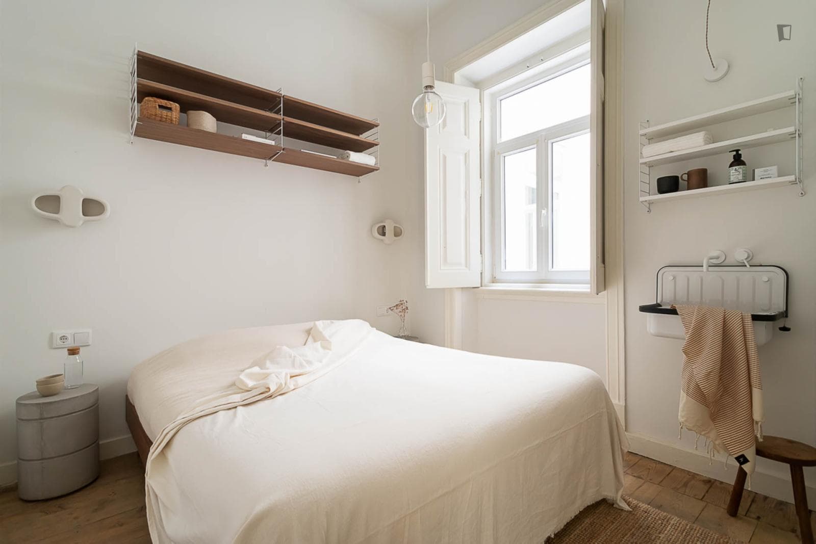 Appealing double ensuite bedroom in Graça photo 1