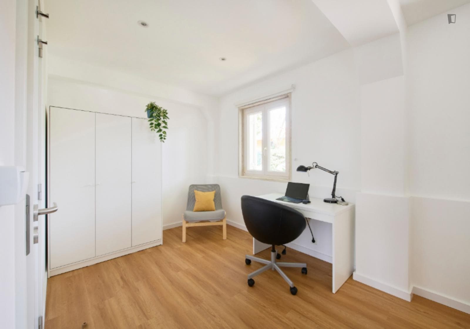 Property photo thumbnail