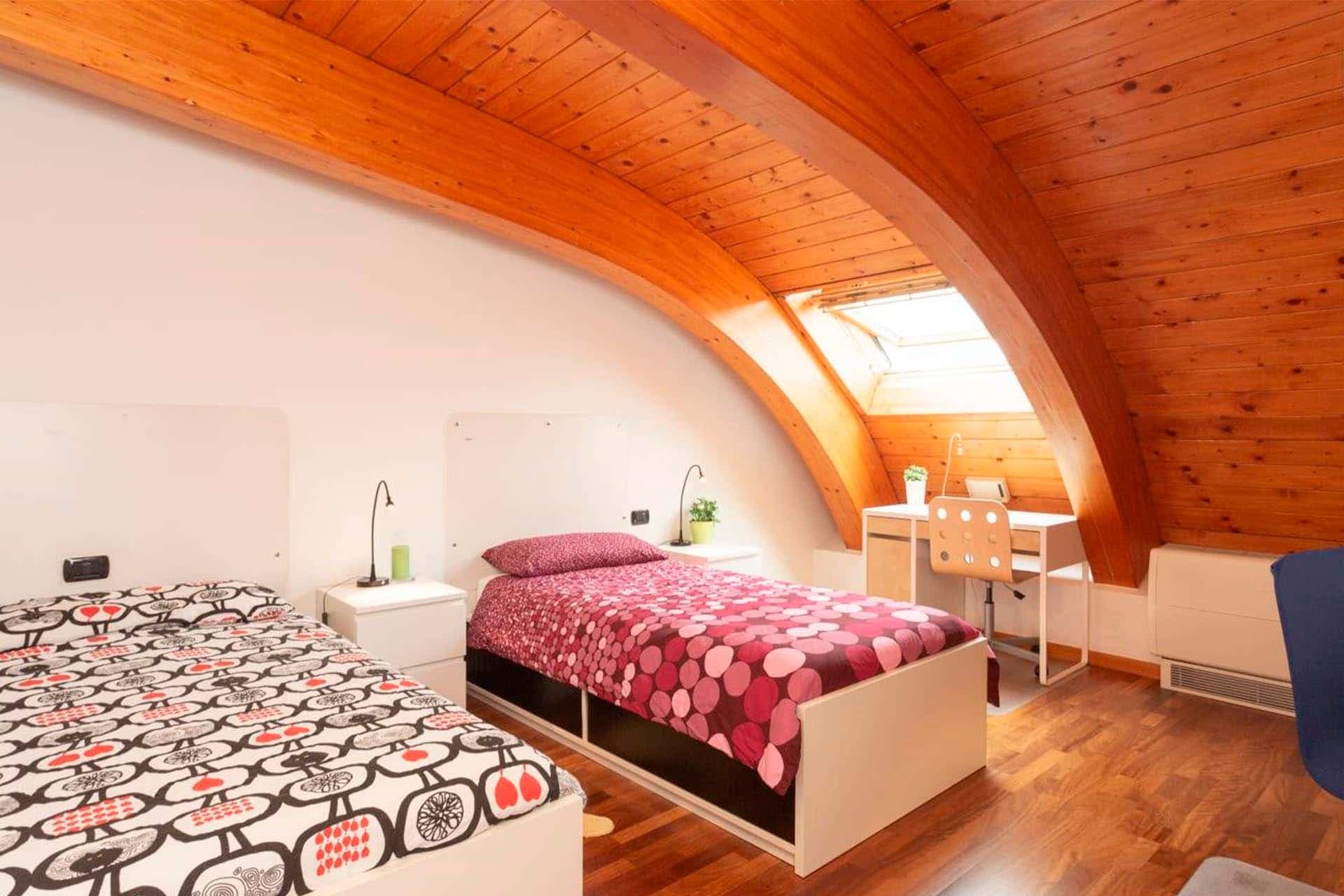 Stanza in viale dell'innovazione 22 sc.6 p.12 a  shared room d2 - bed a photo 1