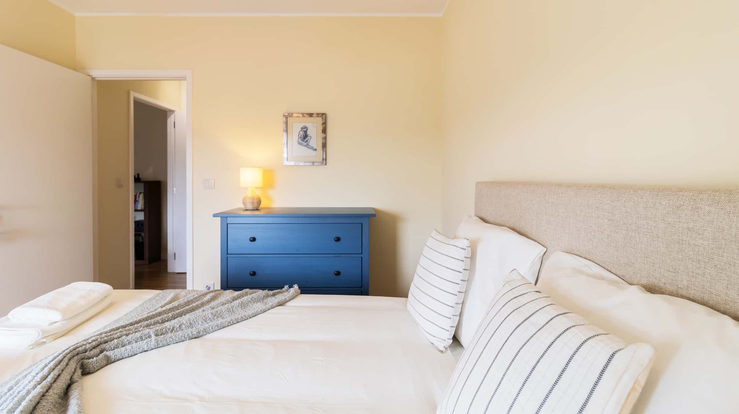 Cozy 1-Bedroom Apartment in Rua Júlio Dinis, Porto photo 1