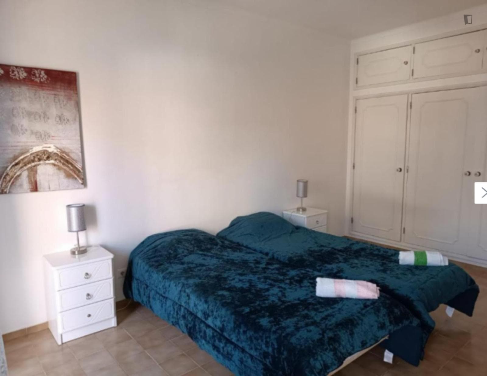 Cozy Twin Bedroom close to Portimão market photo 1