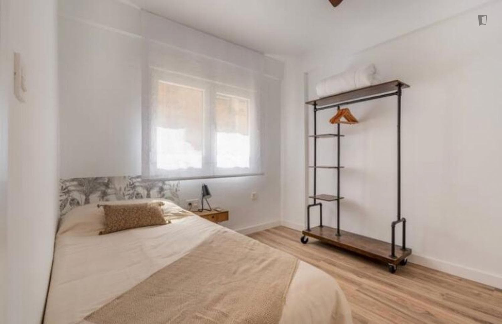 Neat and cosy single bedroom in Zaidín photo 1