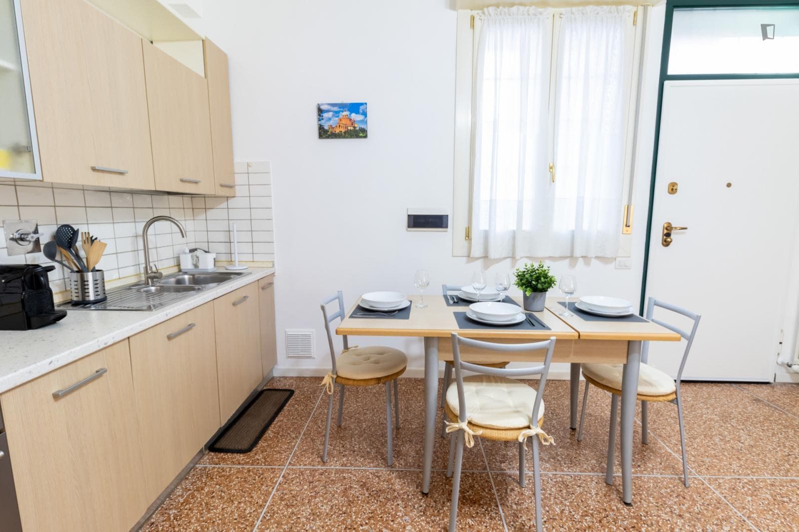Appealing 1-bedroom apartment in Casalecchio di Reno  photo 1