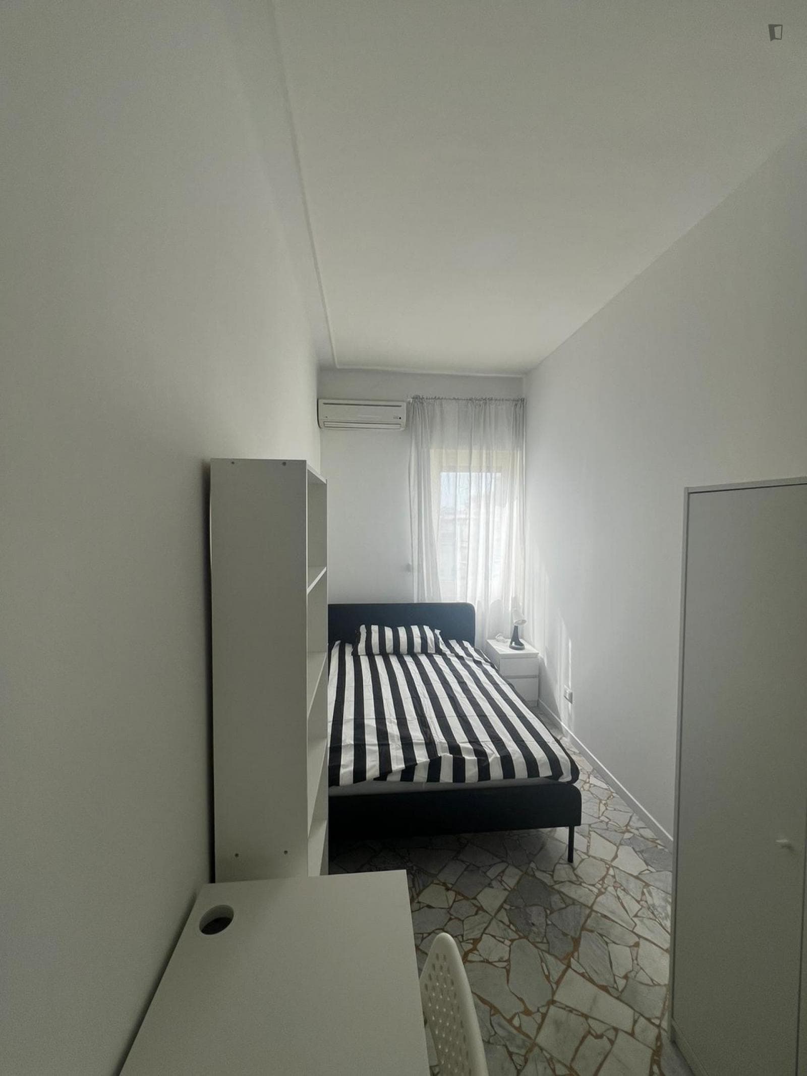 Comfy single bedroom in Murat photo 1