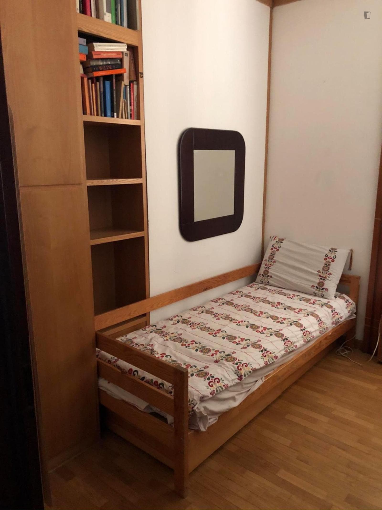 Tasteful single bedroom close to Università Bocconi photo 1