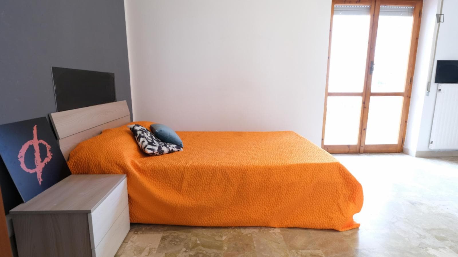 Appealing single bedroom with a balcony, near Orti di San Pietro park photo 1