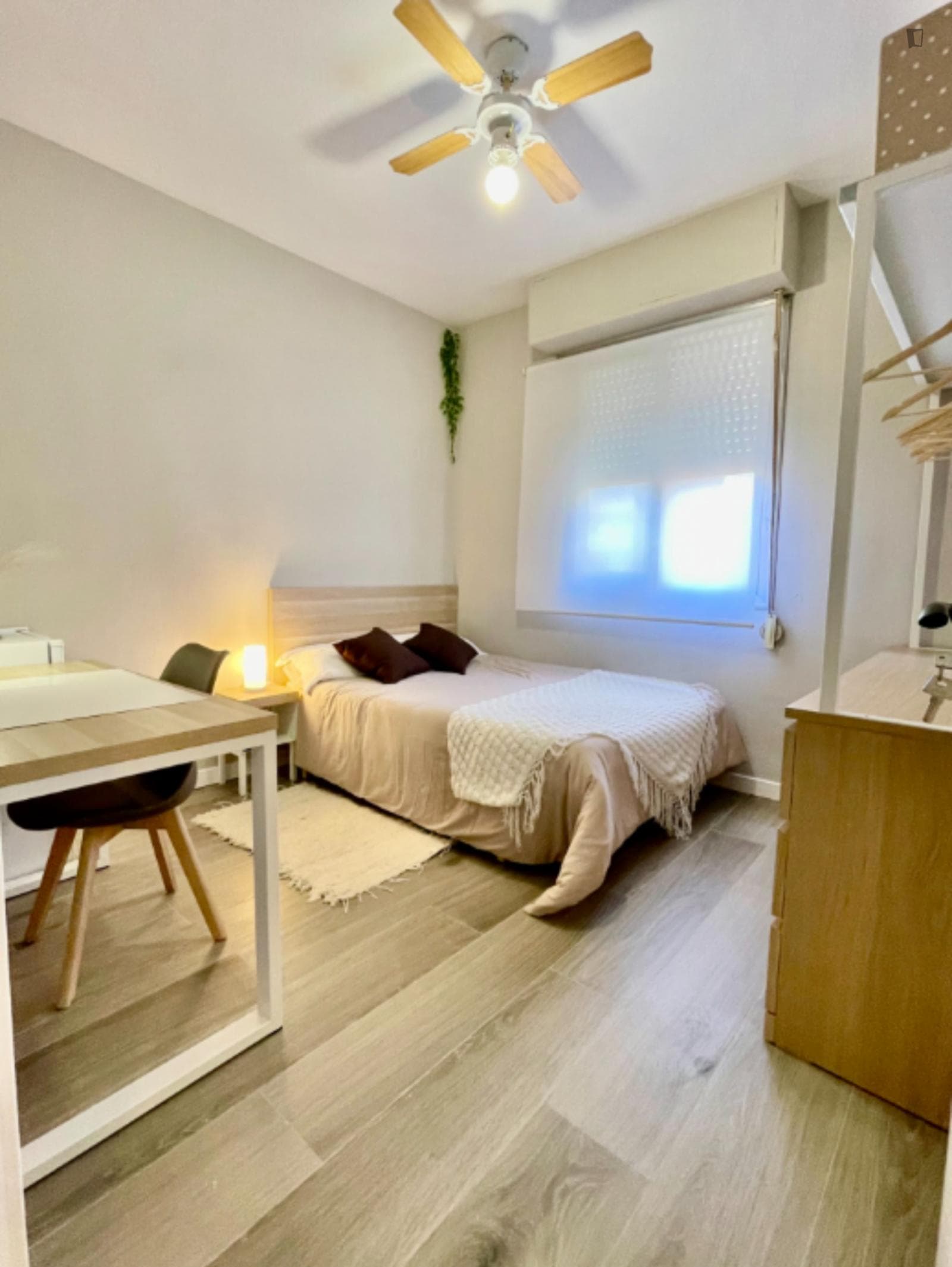 Powerful Double Bedroom close to University General Hospital Dr. Balmis photo 1