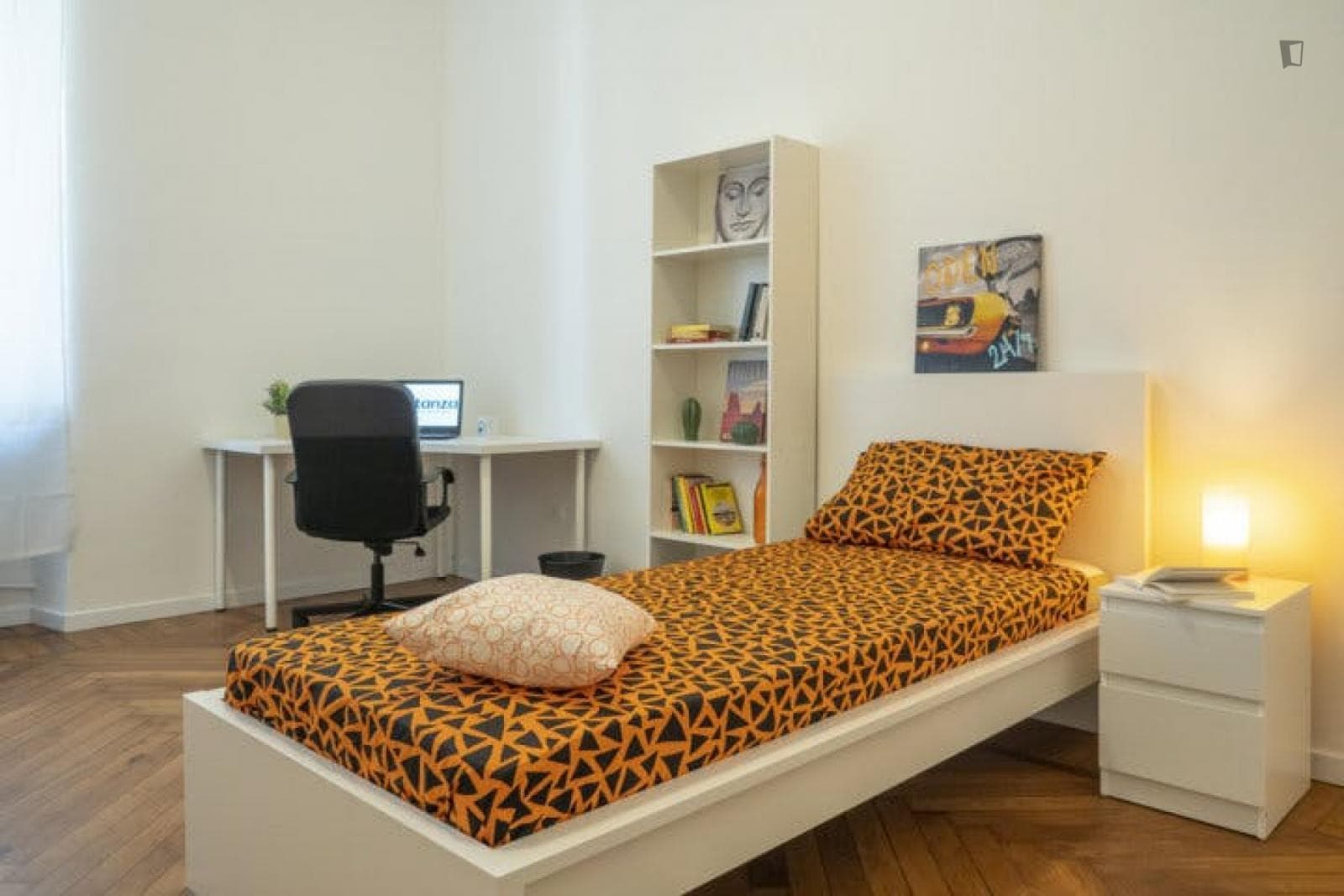 Pleasant single bedroom in San Donato area photo 1