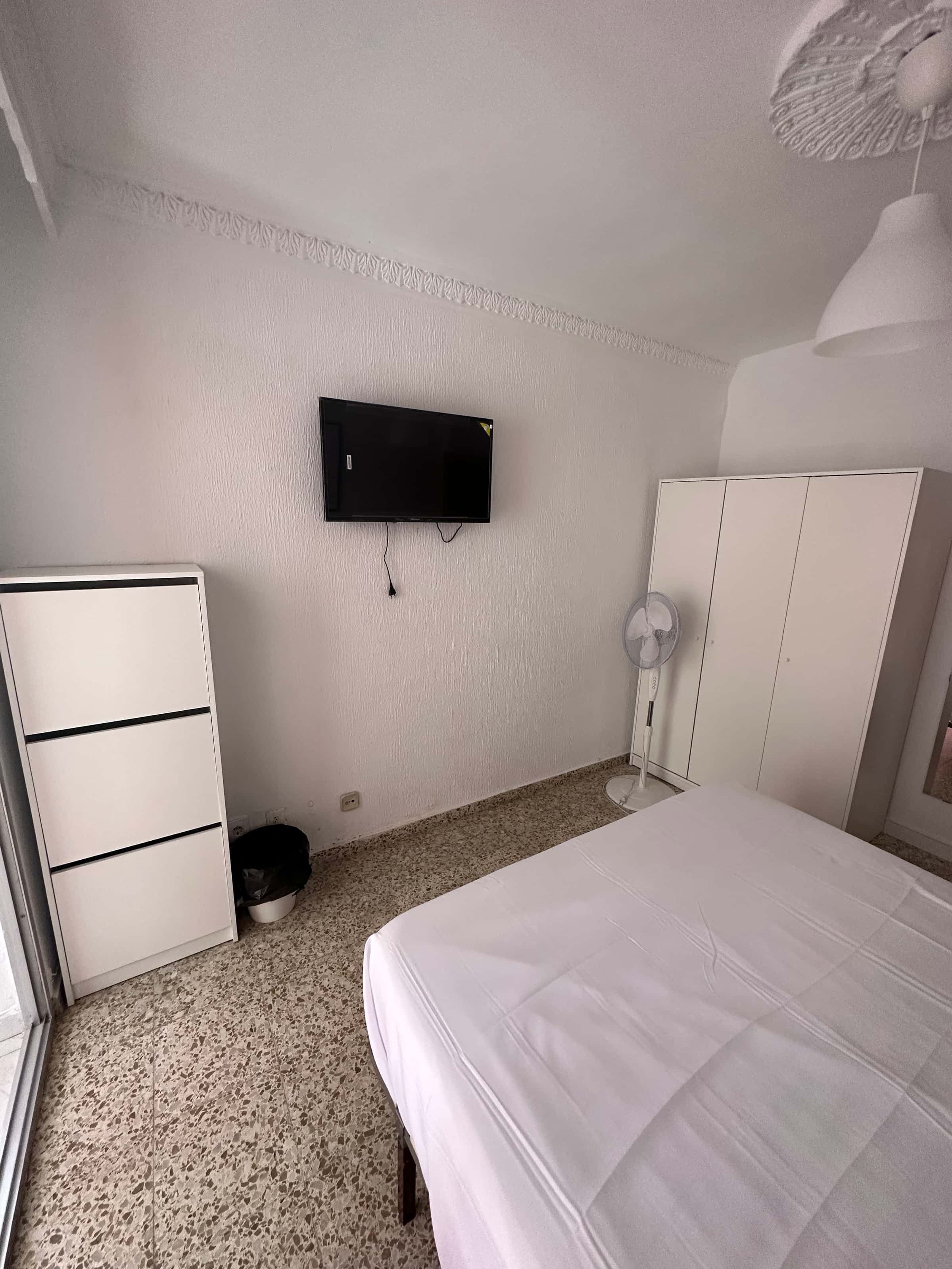 146-1 Calle Rio Olivenza Habitación 1 photo 1