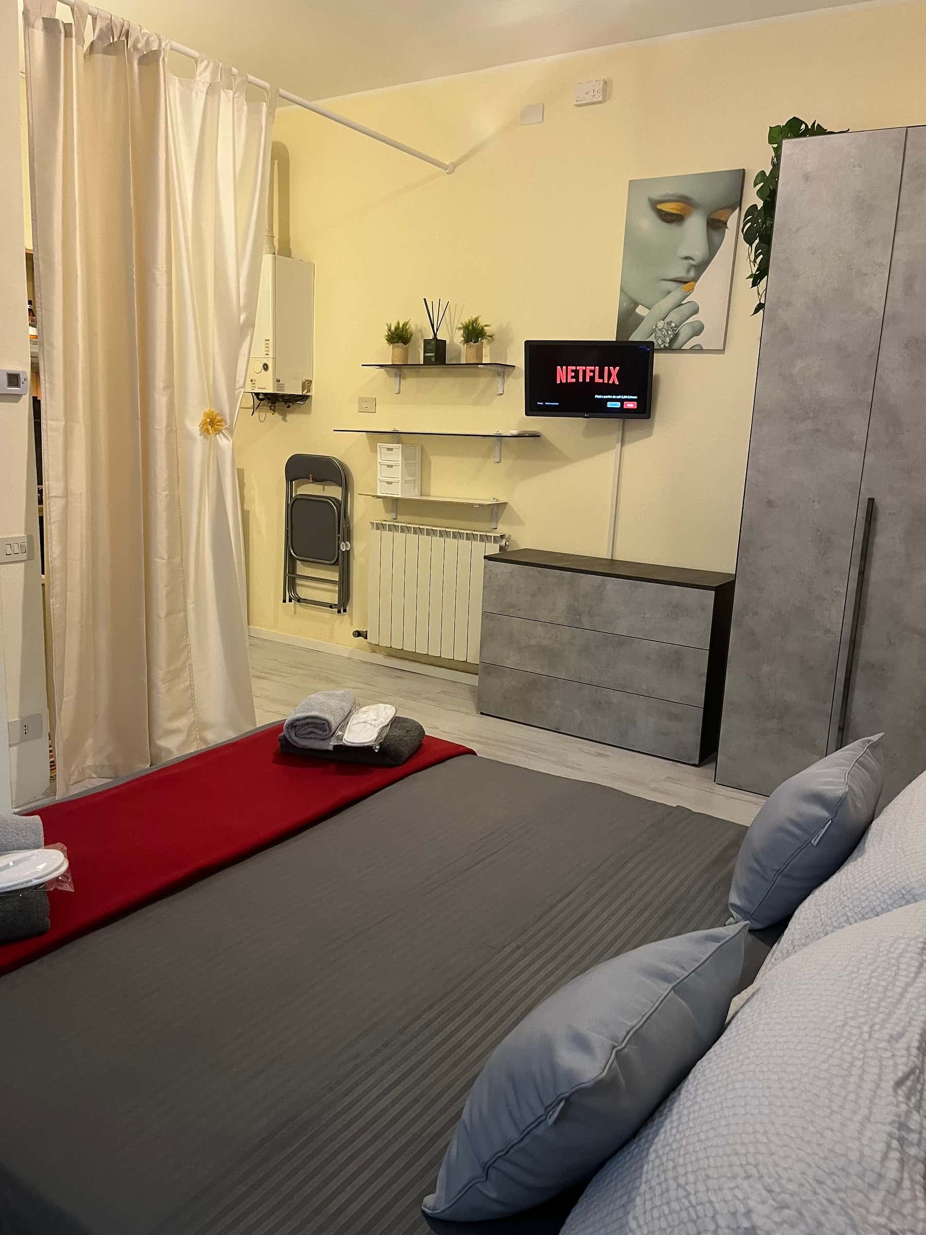 Apartment in Via San Antonio, Locate Varesino for 28 m² photo 1