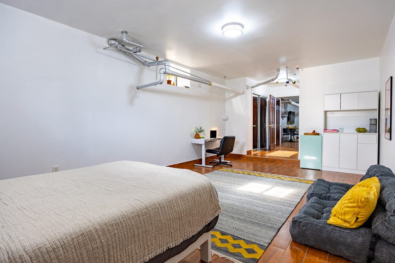 Property photo thumbnail