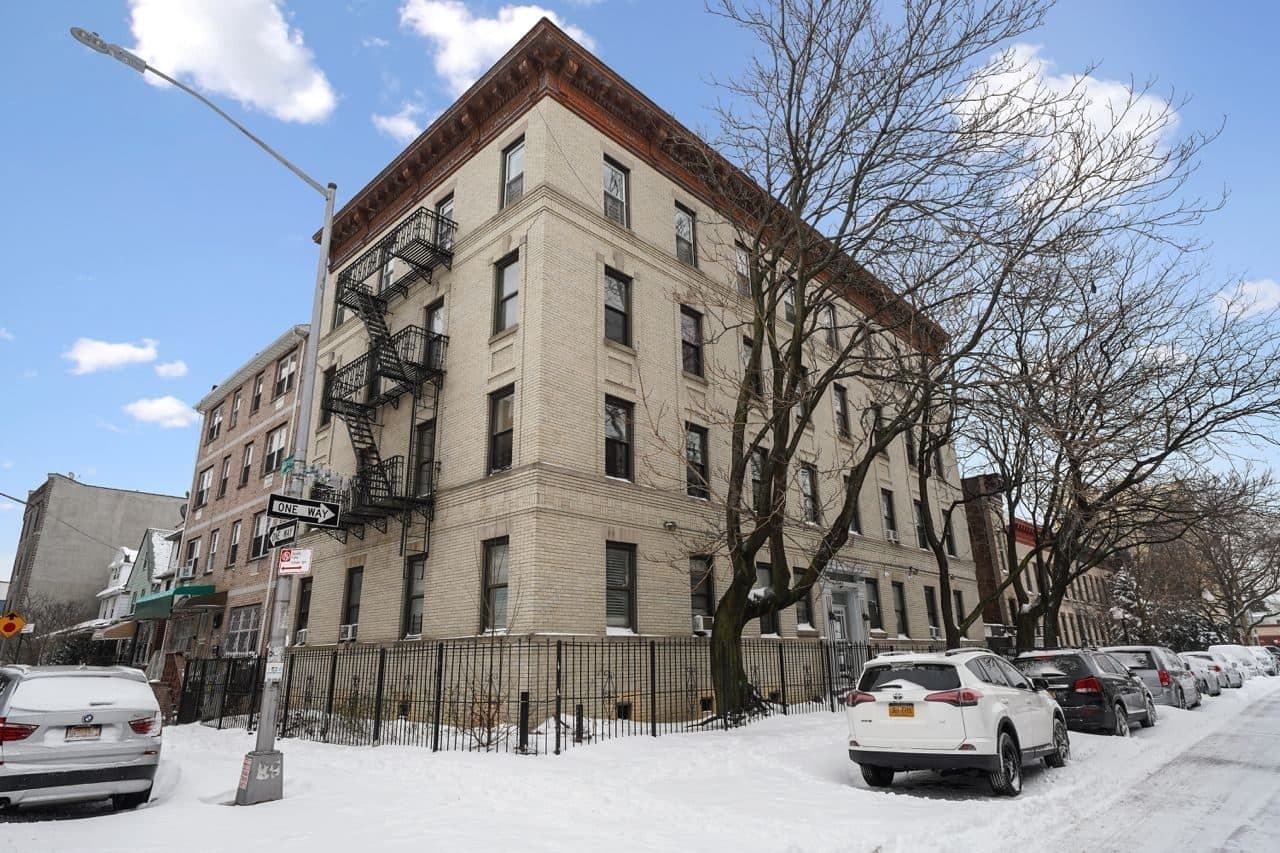 Property photo thumbnail