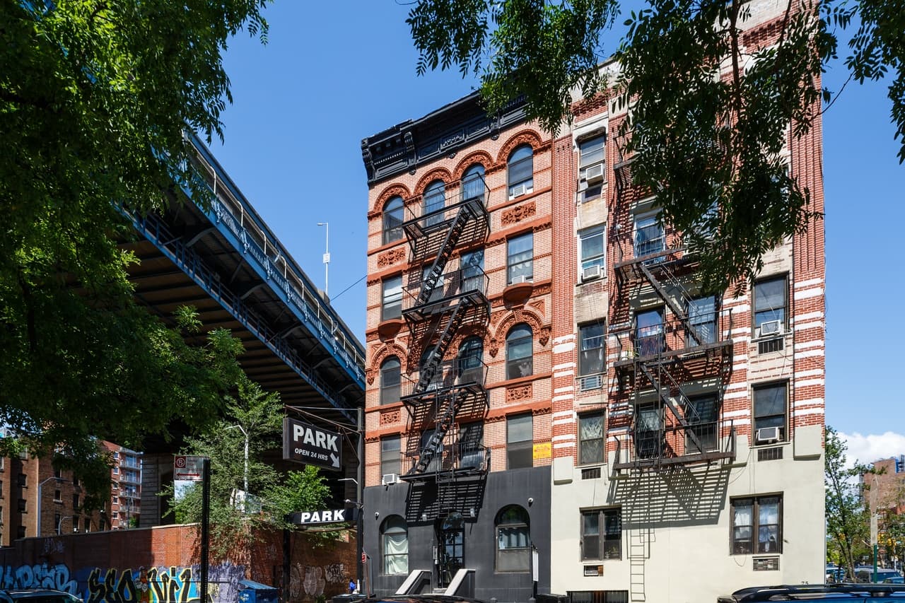 Property photo thumbnail