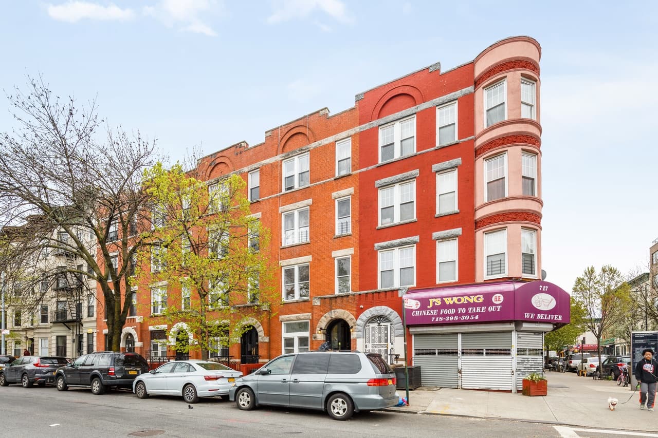 Property photo thumbnail