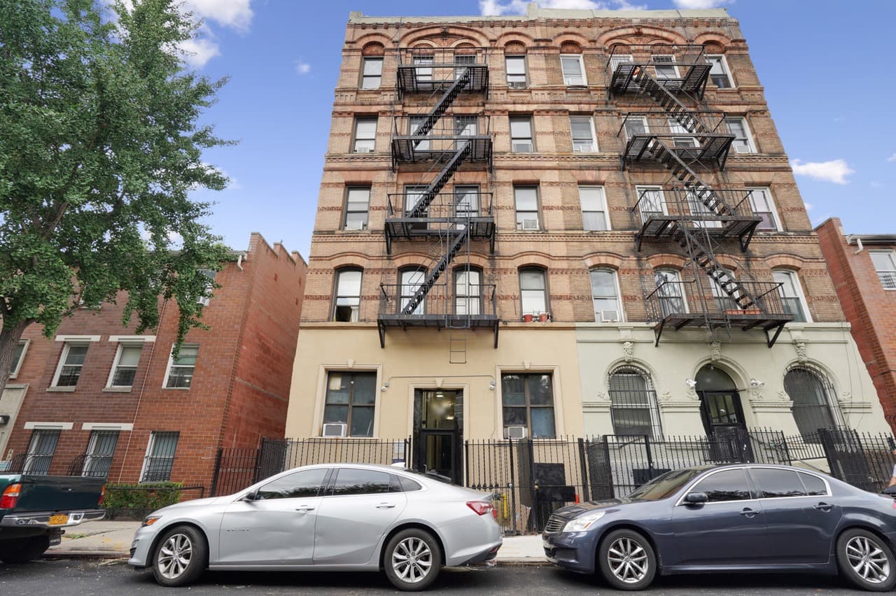 Property photo thumbnail