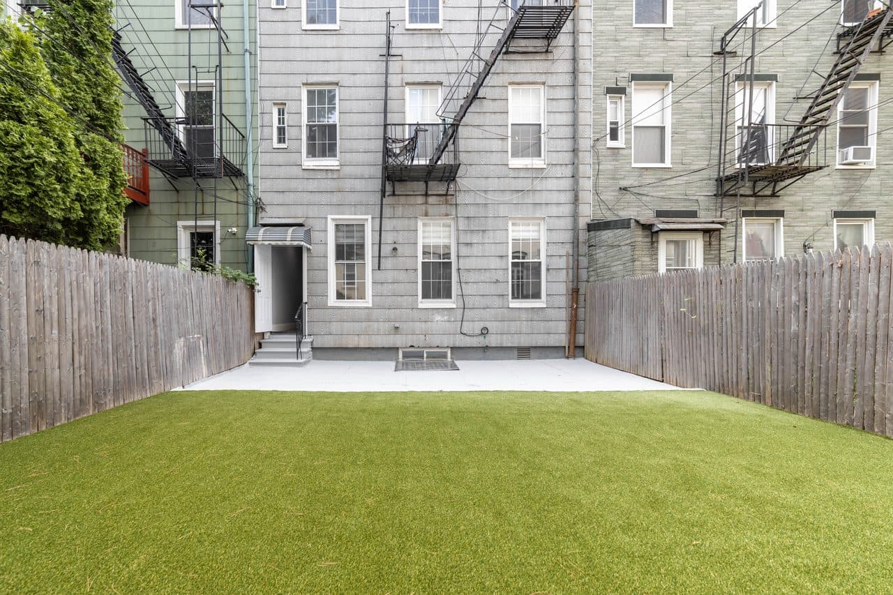 Property photo thumbnail