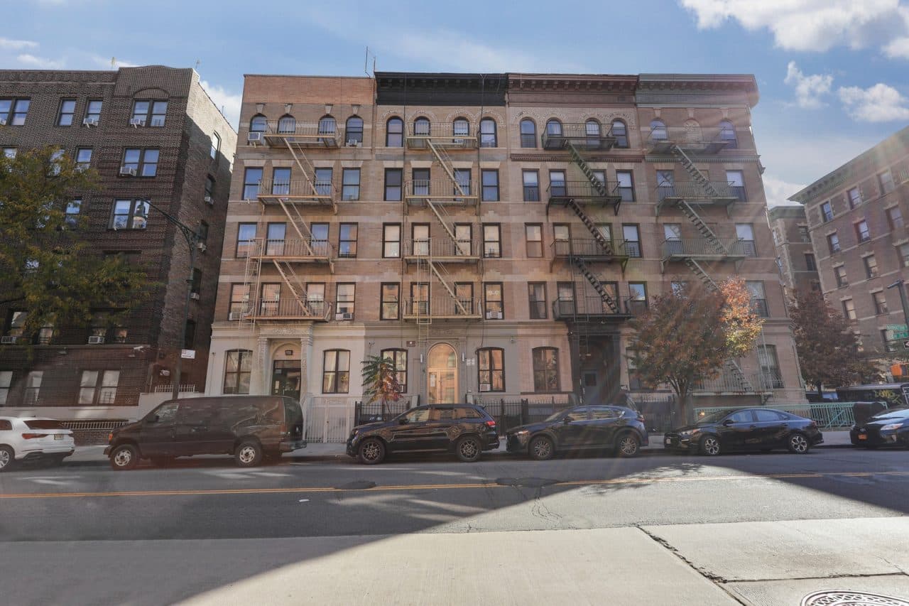 Property photo thumbnail