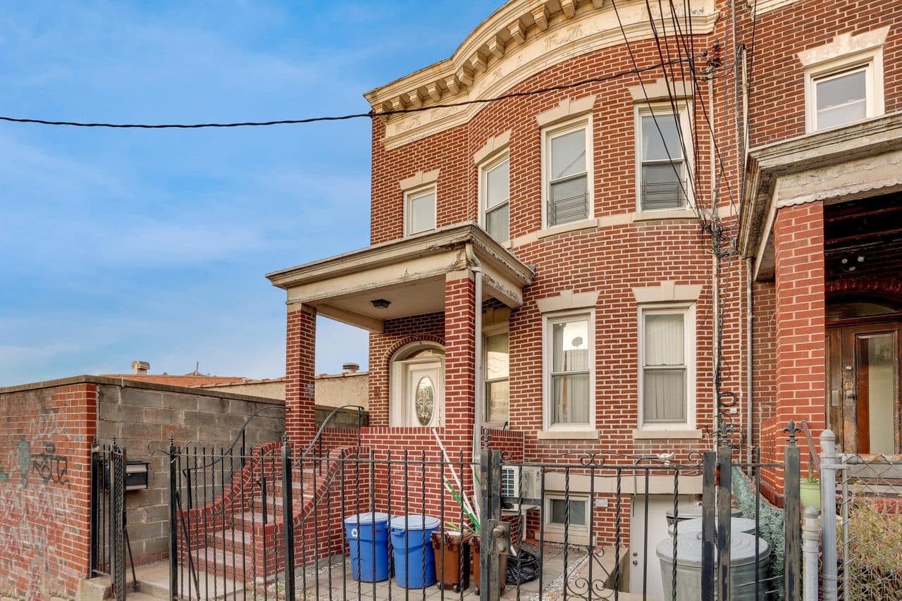 Property photo thumbnail