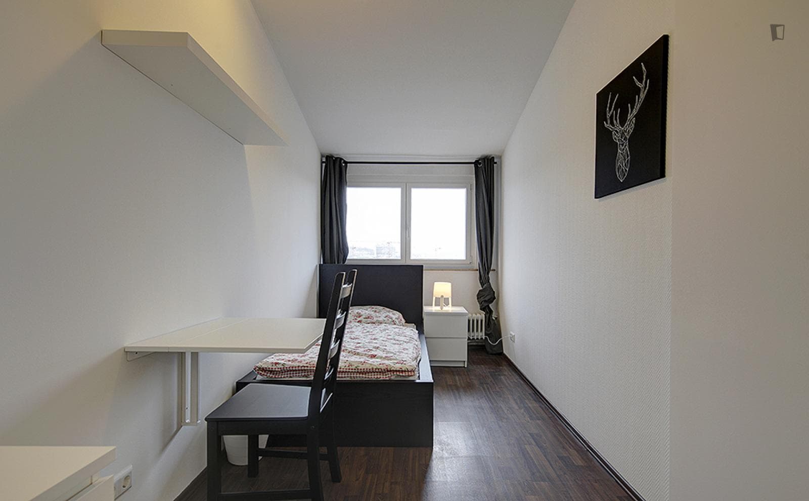 Elegant single bedroom near Bad Cannstatt train station photo 1