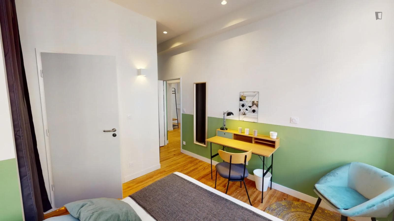 Property photo thumbnail