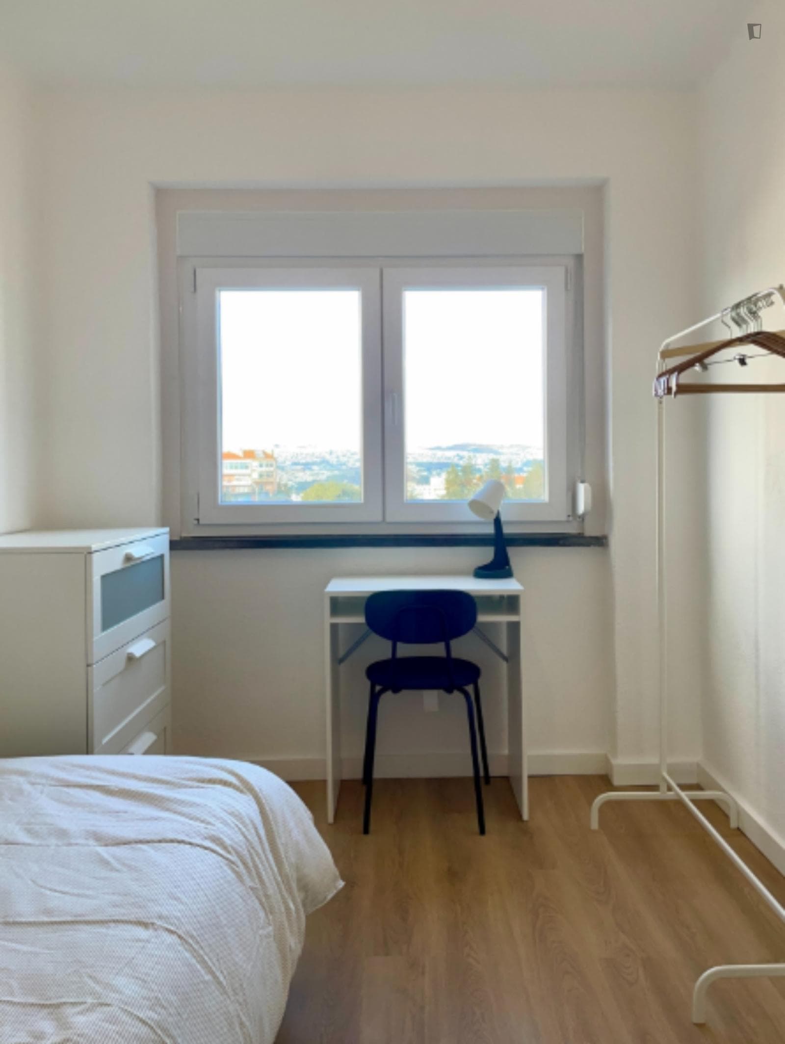 Dreamy Single Bedroom close to Benfica Municipal Market photo 1