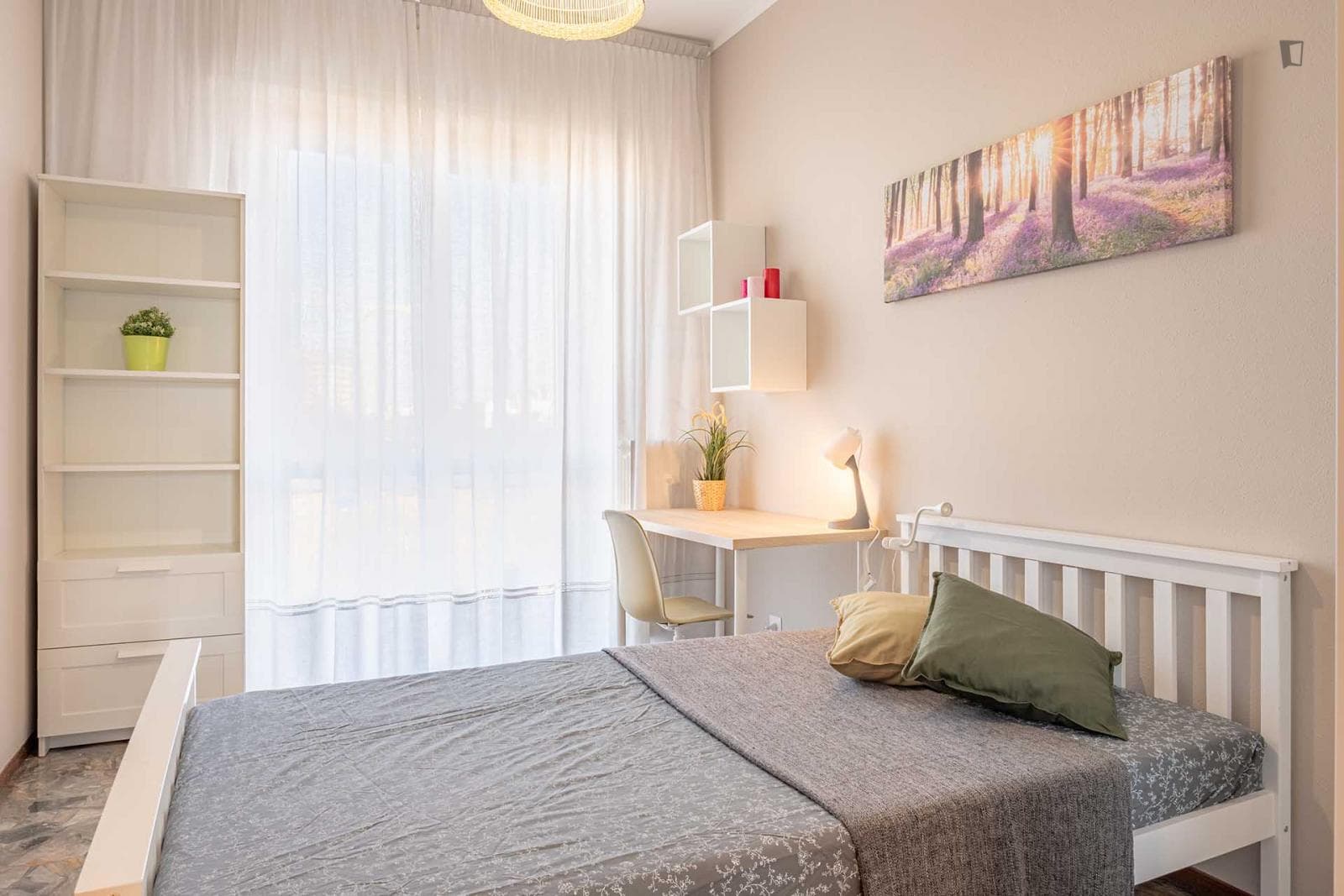 Lovely double bedroom in Crescenzago photo 1