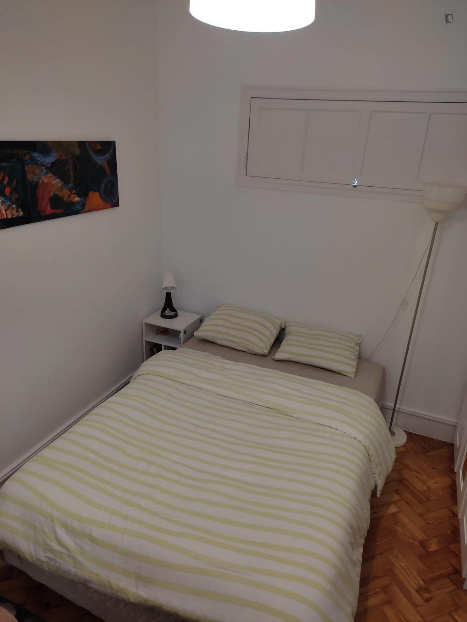 Nice bedroom not too far from IST photo 1