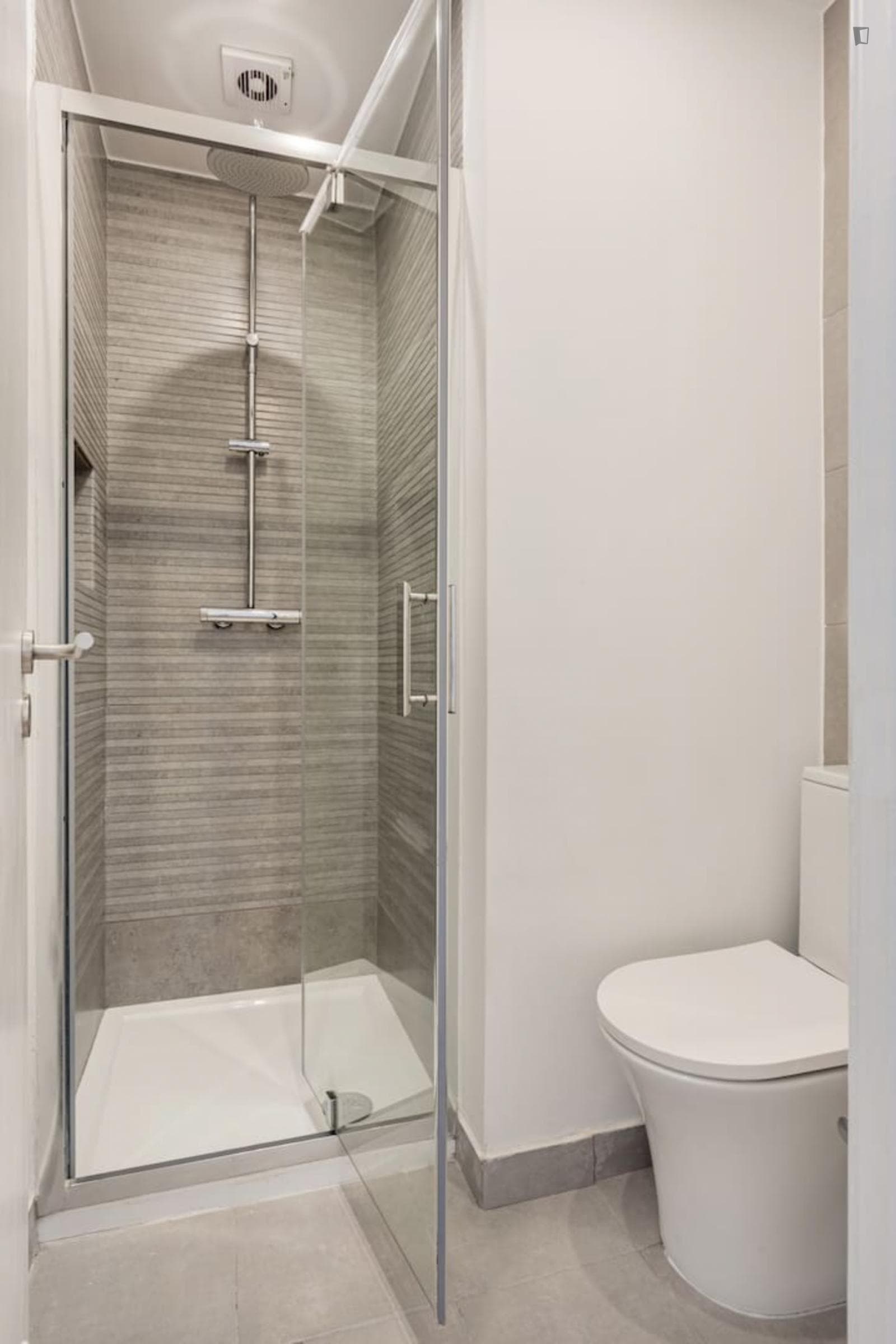 Superb 2-bedroom apartment in Campolide photo 1