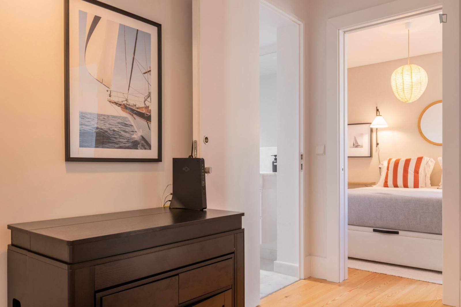 Astonishing 1-bedroom apartment in  photo 1