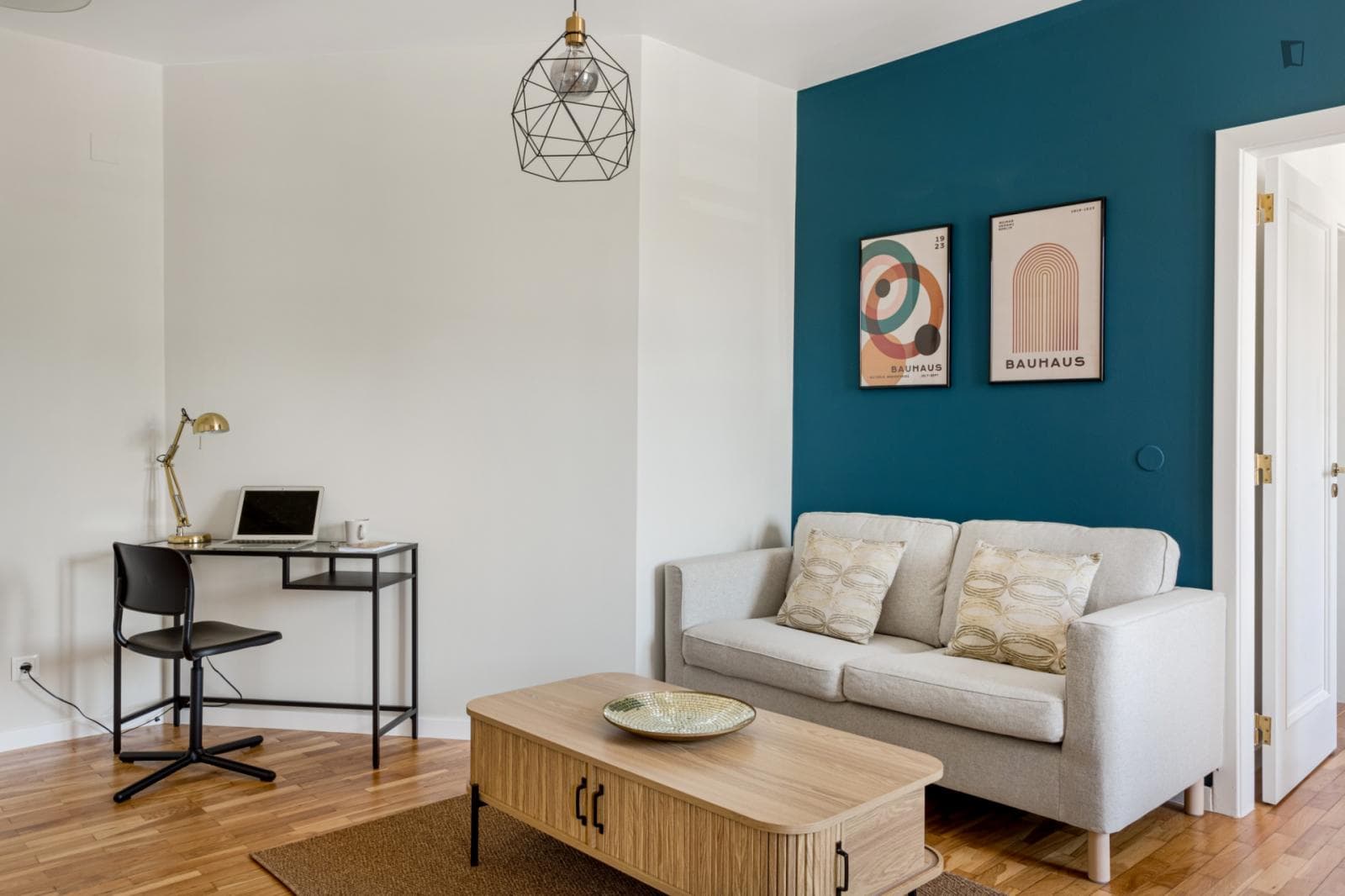 Bright 1-bedroom flat in Restelo photo 1