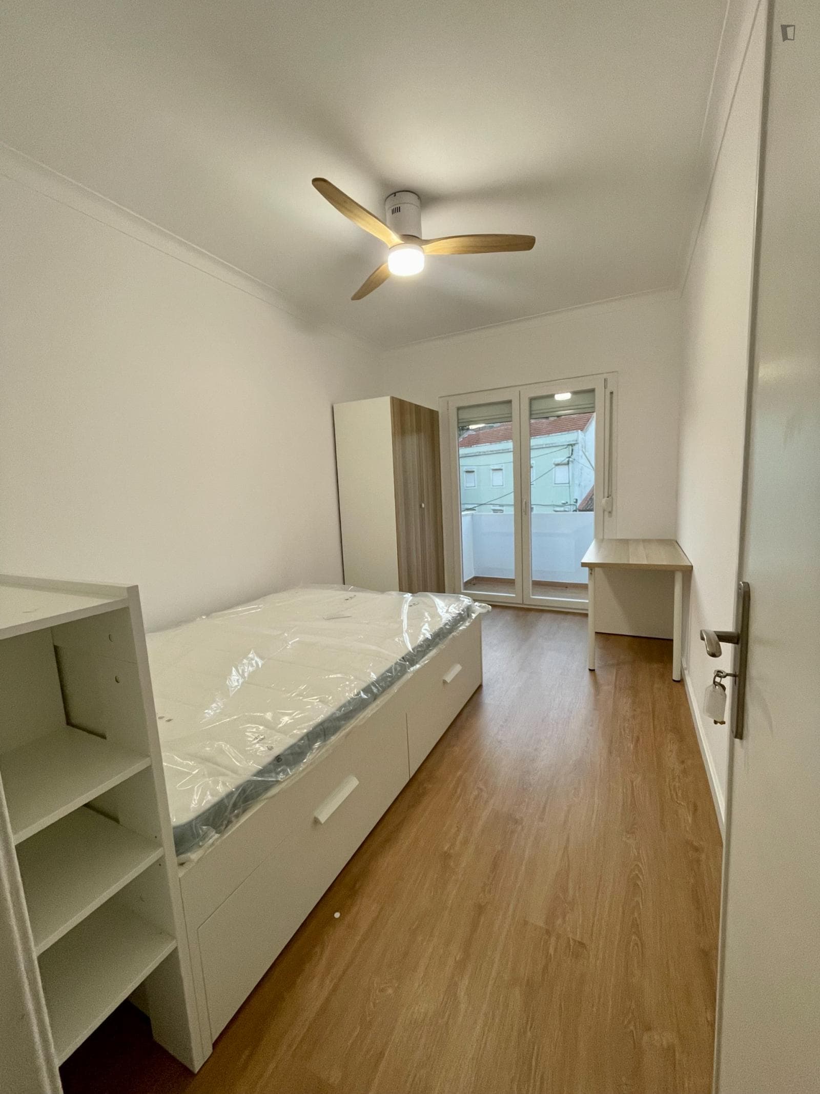 Inviting Single Bedroom with a Balcony close to FCT photo 1