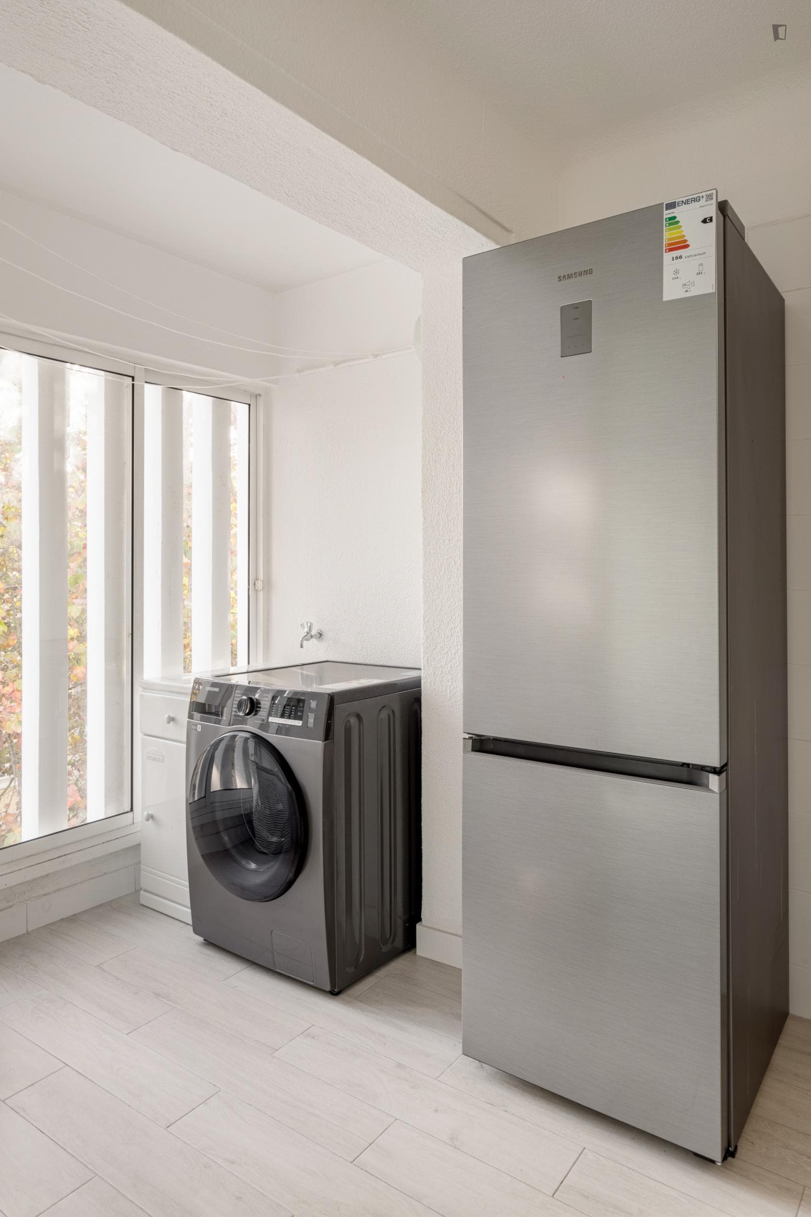 Charming 2-bedroom flat close to the Carnide metro station photo 1