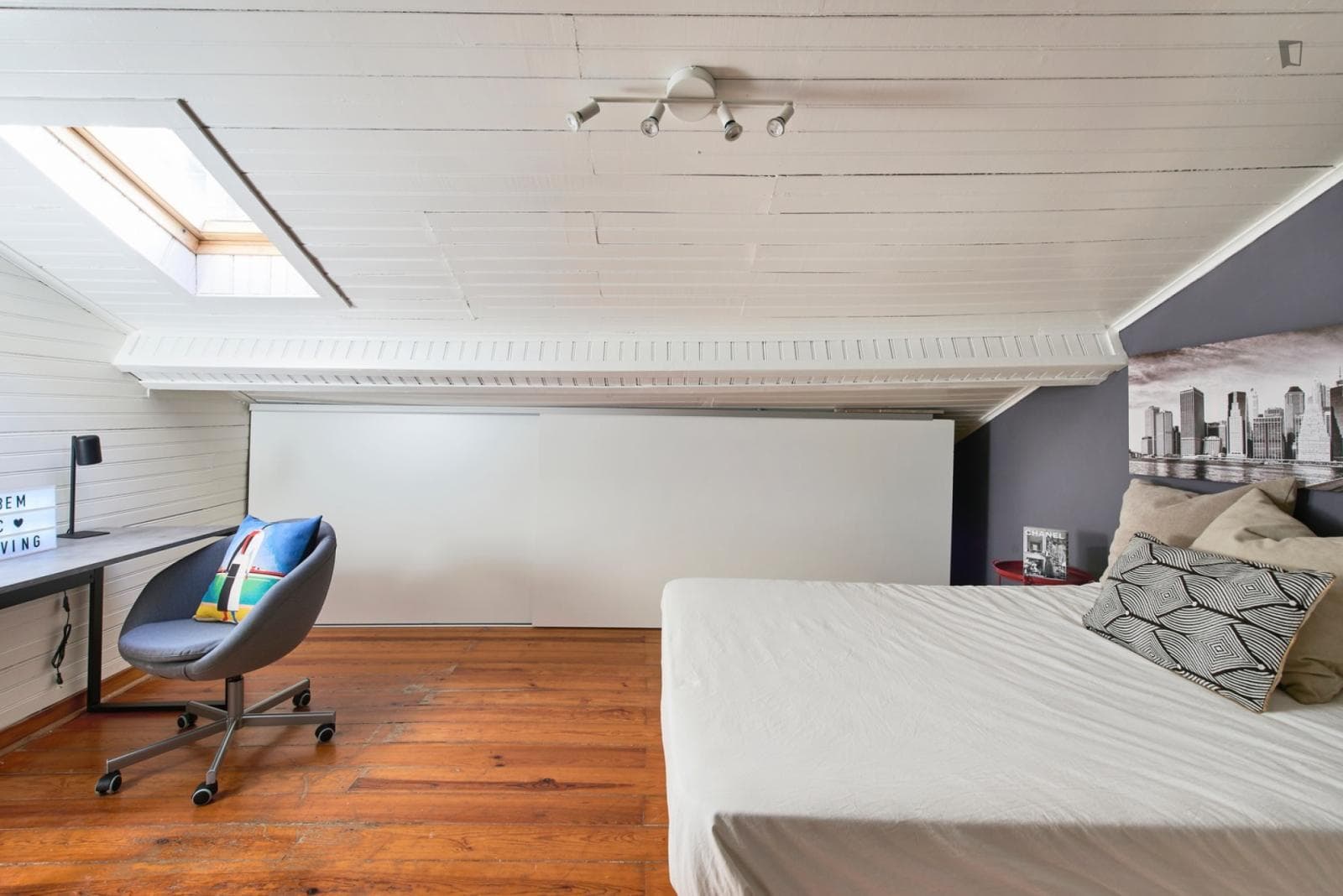 Property photo thumbnail