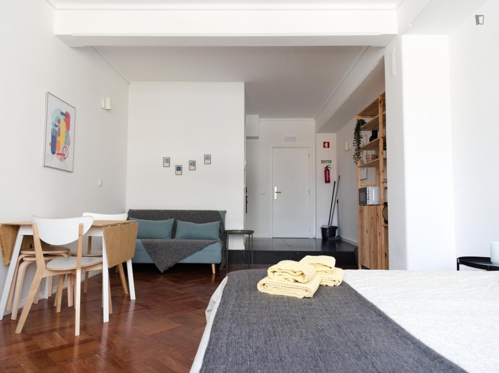 Lovely studio in a flat photo 1
