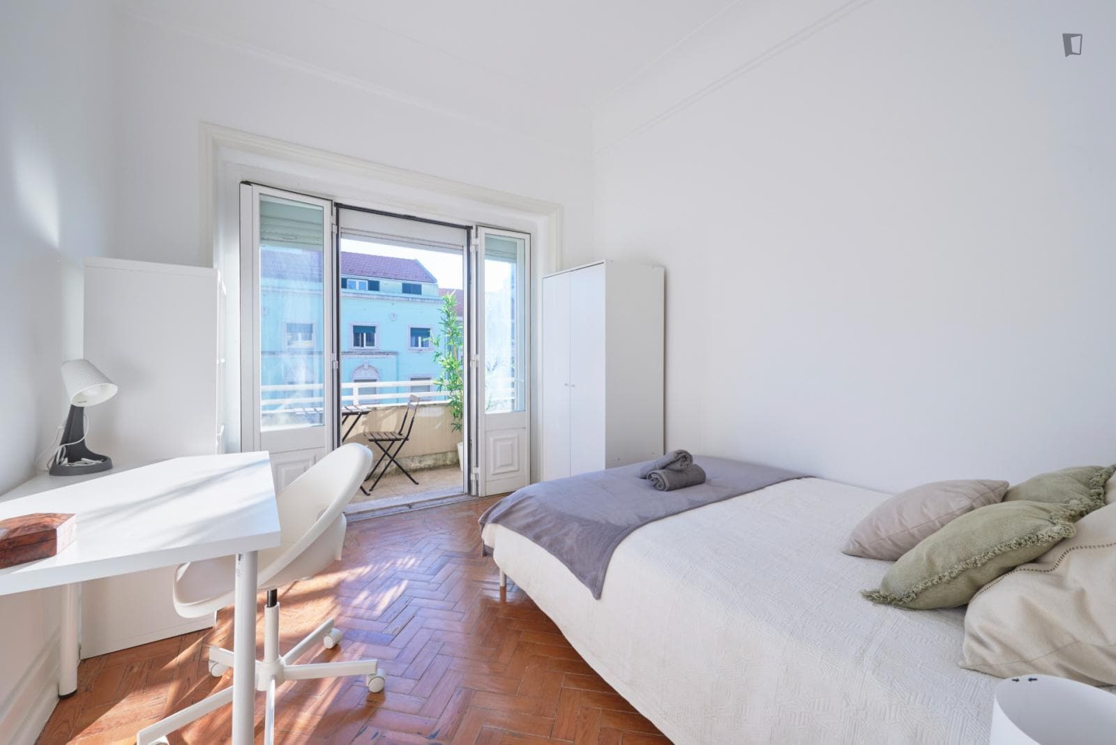 Pleasant single bedroom in Alameda photo 1