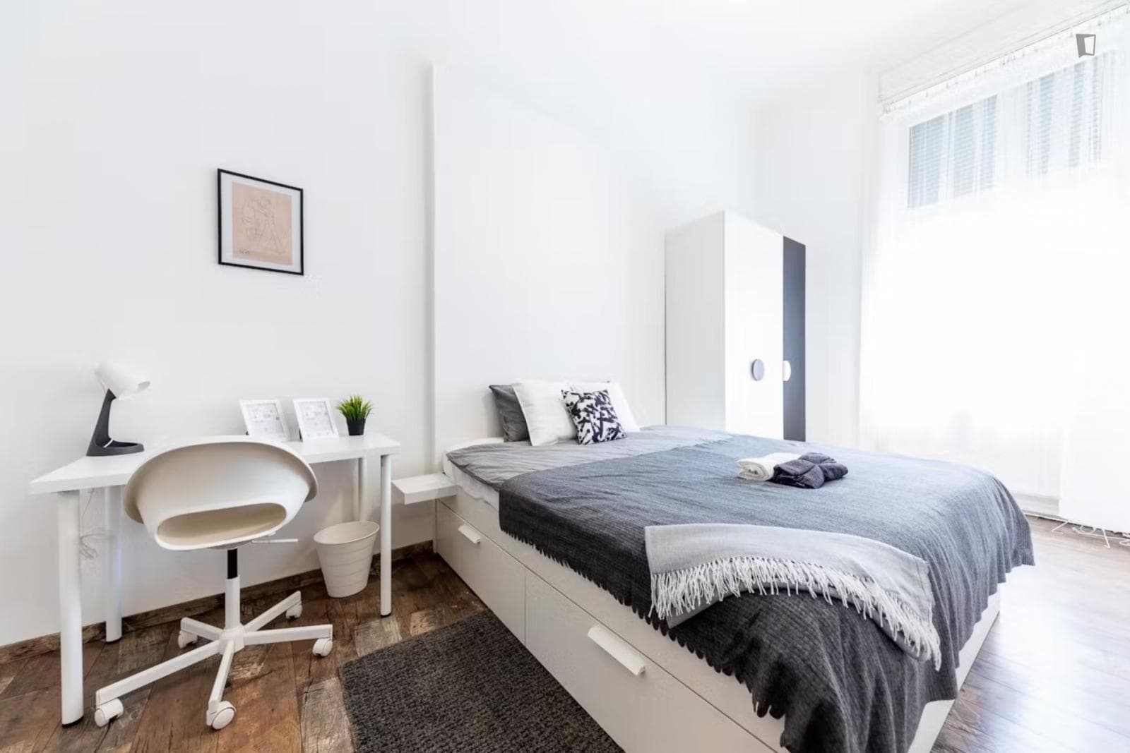 Stupendous double bedroom in Erzsébetváros photo 1