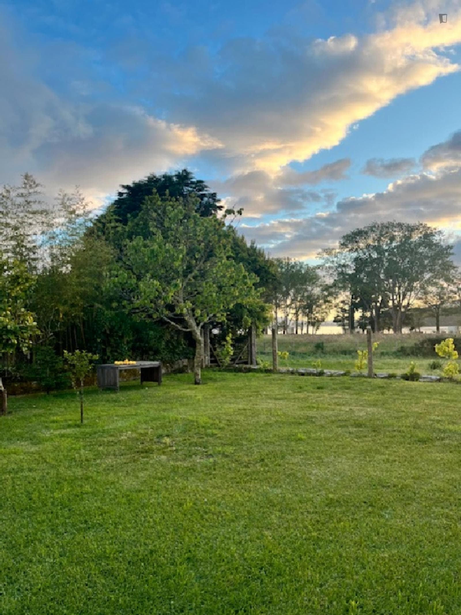Irresistible 3 Bedroom House close to Esqueiro Train Station photo 1