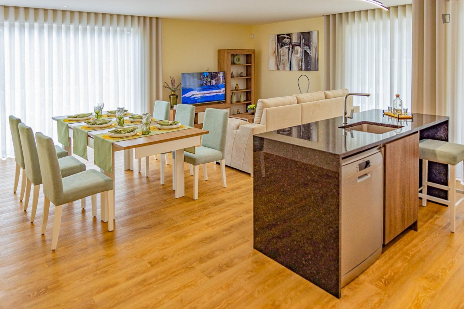 Property photo thumbnail