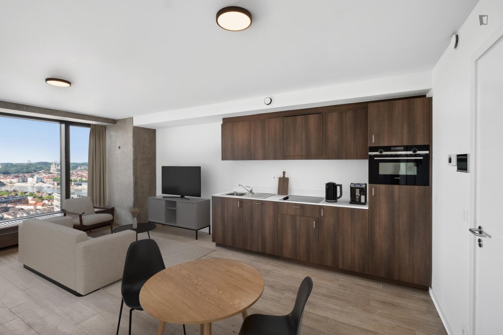 Trendy 1-bedroom flat in the close vicinity of Brussels-North train station photo 1