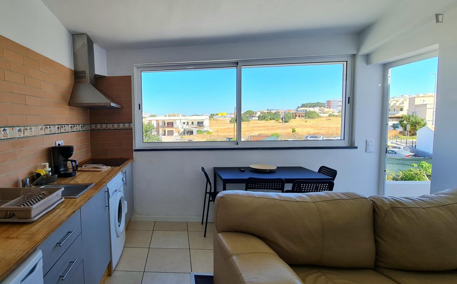 Sunny and comfy 1-bedroom flat in Olhão photo 1
