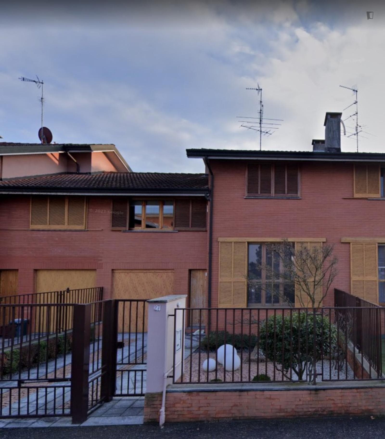 Property photo thumbnail